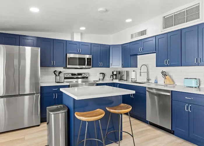 Brand New W Parking Blocks From Oldtown- 3c Holiday home *