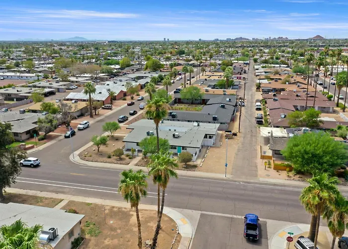 Brand New W Parking Blocks From Oldtown- 3c Scottsdale